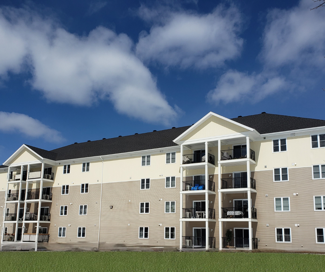 Deep River exterior, 30 Montcalm
